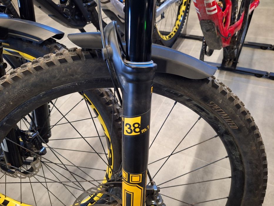 Ohlins DH 38 błotnik