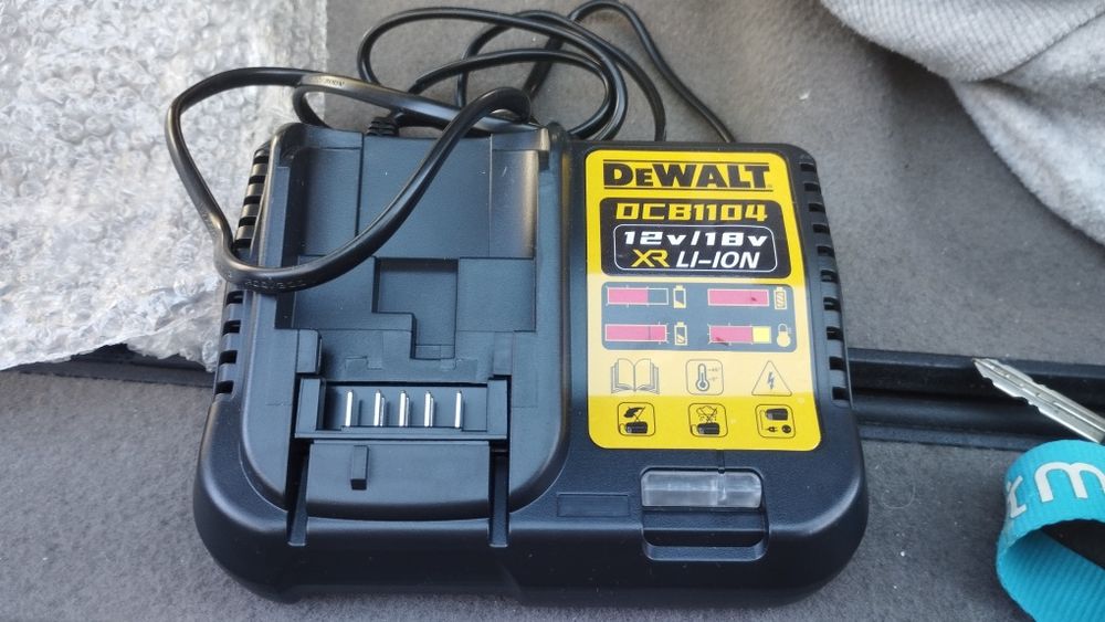 Carregador de baterias