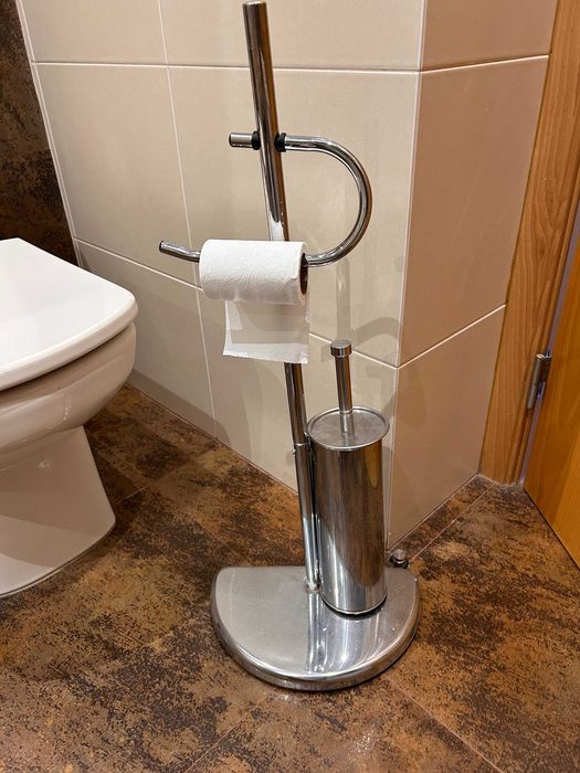 Suporte papel higienico e piaçaba
