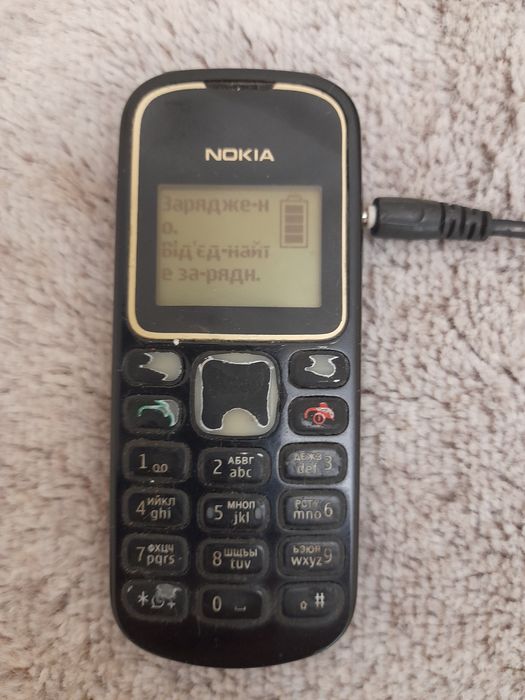 Мобільний телефон кнопочний NOKIA модель 1280 робочий вживаний.