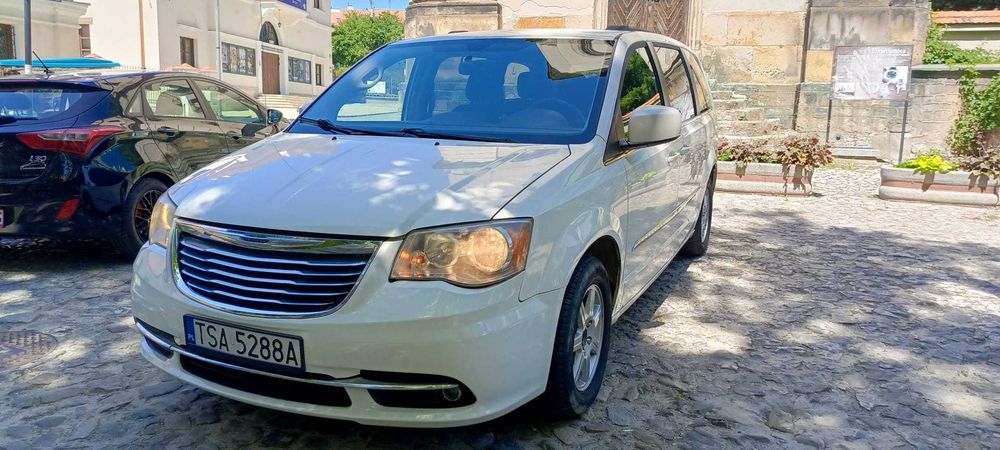 chrysler town & country 3.6