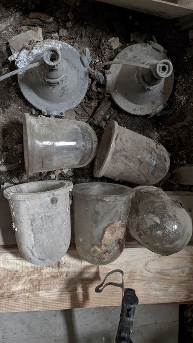 Светильник уличный на столб подвесной закрытый