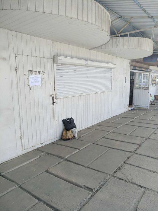 Продам магазин на ринку Південний м.Вараш.