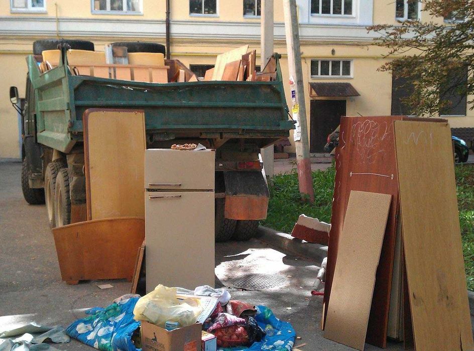 Вывоз мусора,  Вывоз строительного мусора, Вывоз веток, Вивіз сміття, Вывоз окон, Вывоз земли Камаз, Газель