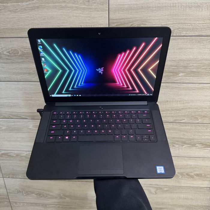 Ігровий ноутбук Razer Blade i7, 16Gb, Nvidia 6Gb