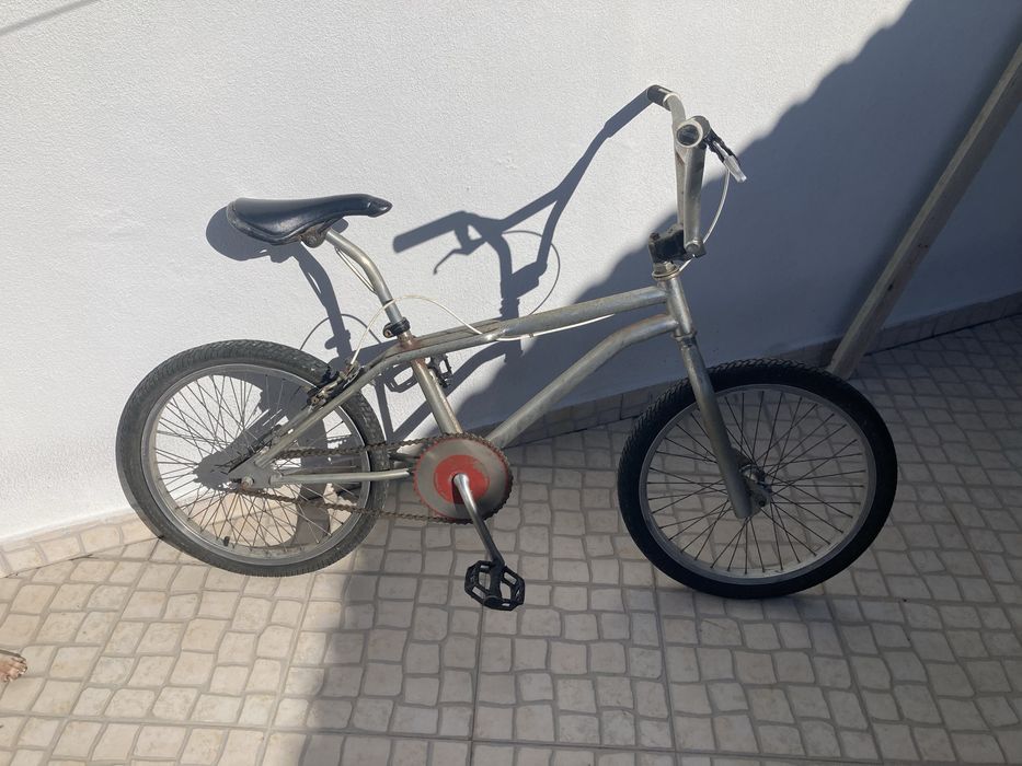 Bicicleta BMX GT