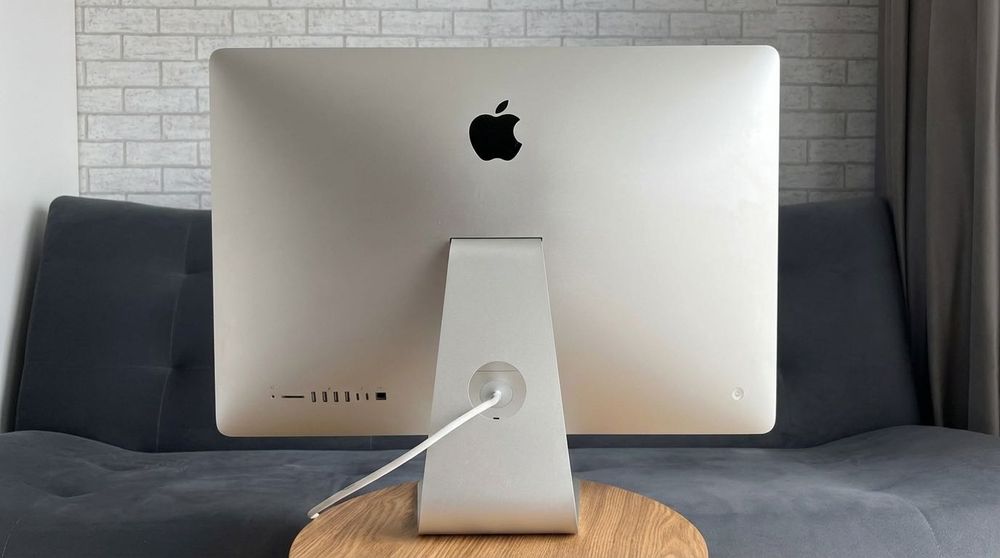 iMac 27" Retina 5K (2020) – i9 /24 GB RAM /1 TB SSD /Radeon 5500 XT