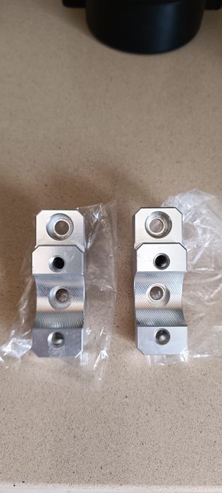 Vendo risers para tracer 900 GT