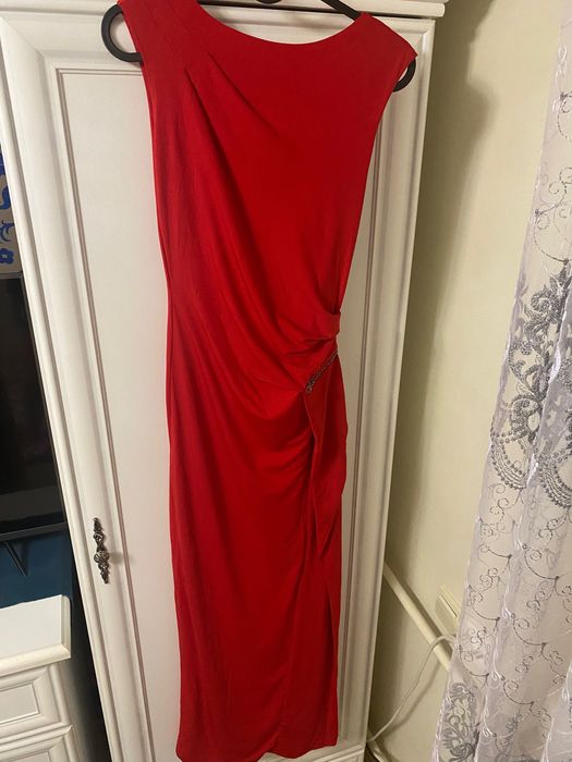 Czerwona sukienka