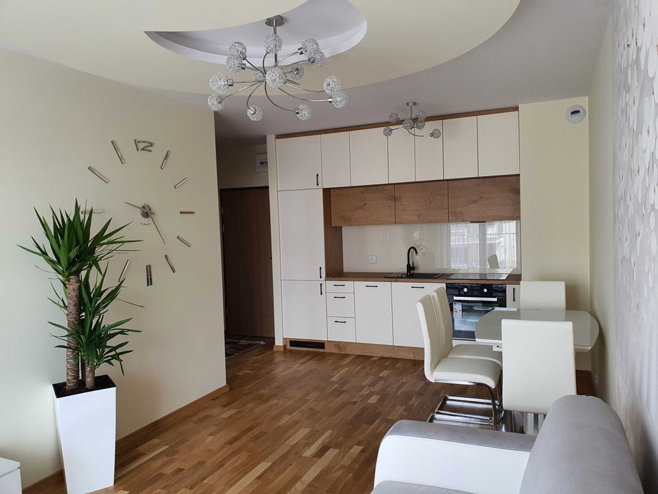 Właściciel wynajmie przytulne mieszkanie 2p z klimatyzacją.