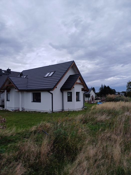 Sprzedam dom wraz z domkiem