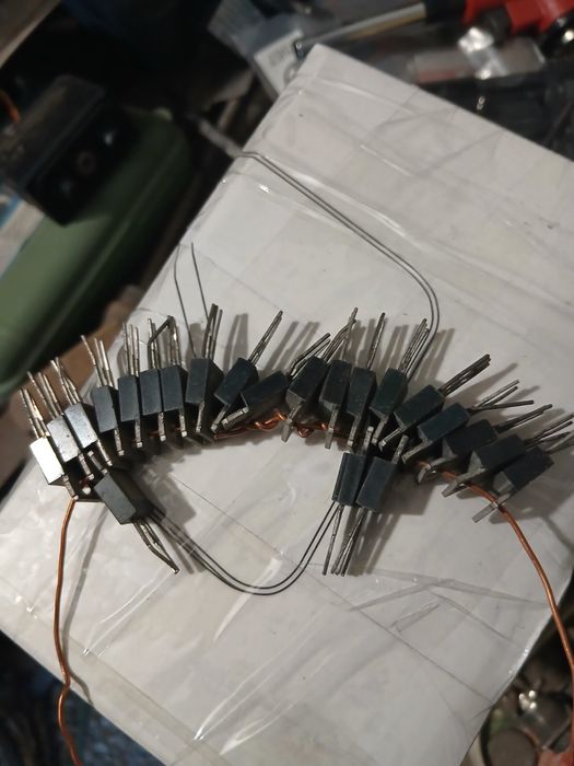 КТ 818Г и КТ819Г 22 шт транзисторы новое ссср