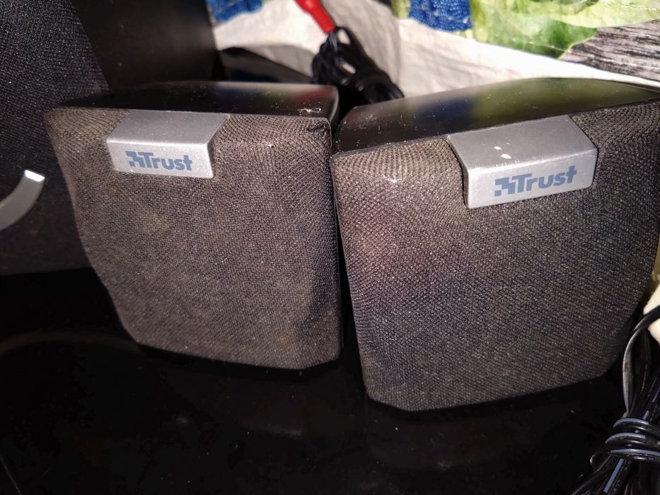 Sistema de som Trust 2.1