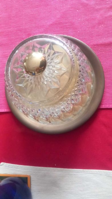 Butter dish and crystal jars430582813259223041