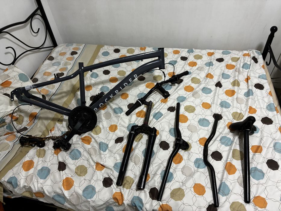 Quadro Rockrider , Dois Guidoes , Suspensao sem mola , Banco Rockrider