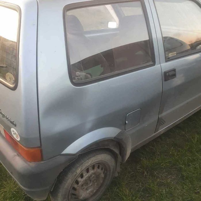 Fiat Cinquecento 700 polski gaźnik, kod lakieru 652 F na części