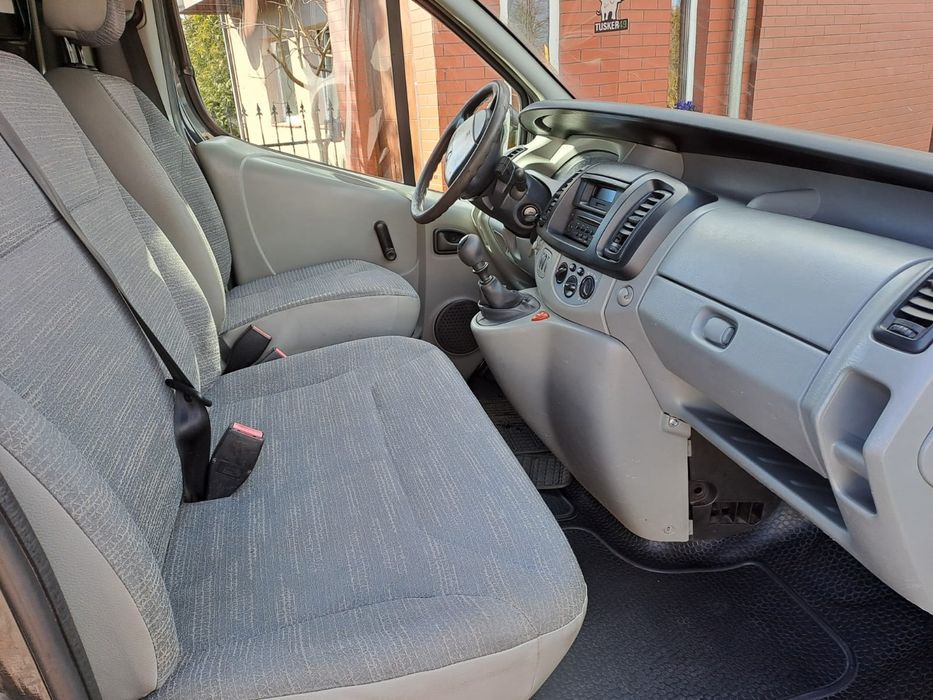 Sprzedam RENAULT TRAFIC 2,0 D*klima NIemcy