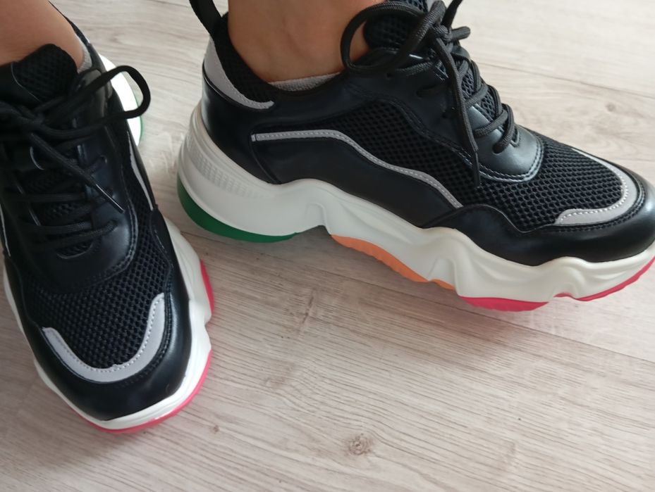 Buty damskie na platformie