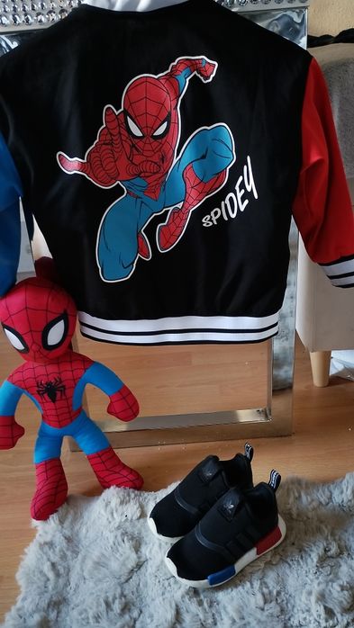 Kurtka Spiderman i adidaski+ Prezent