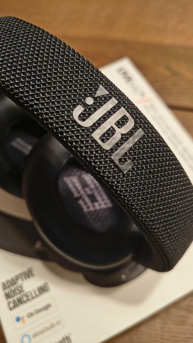 Auscultadores JBL Live 660NC excelentes