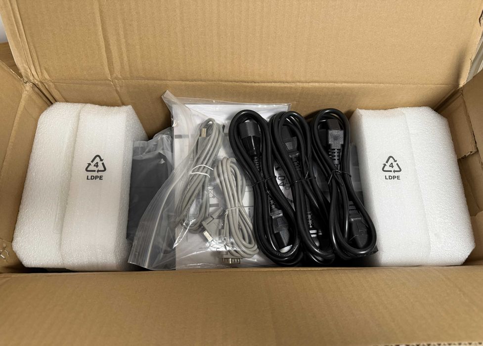 Zasilacz Awaryjny Ups Riello Vision Vst 1100, 880W