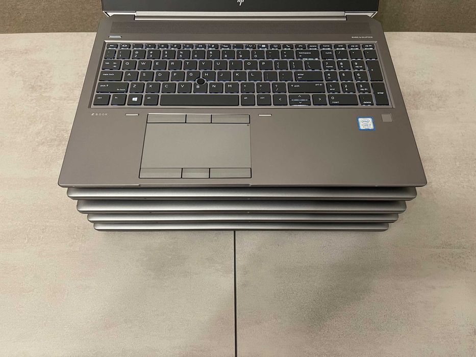 HP Zbook 15 G5, 15,6" 4K 100% Adobe RGB i7-8750H 32GB 512GB Nvidia 4GB