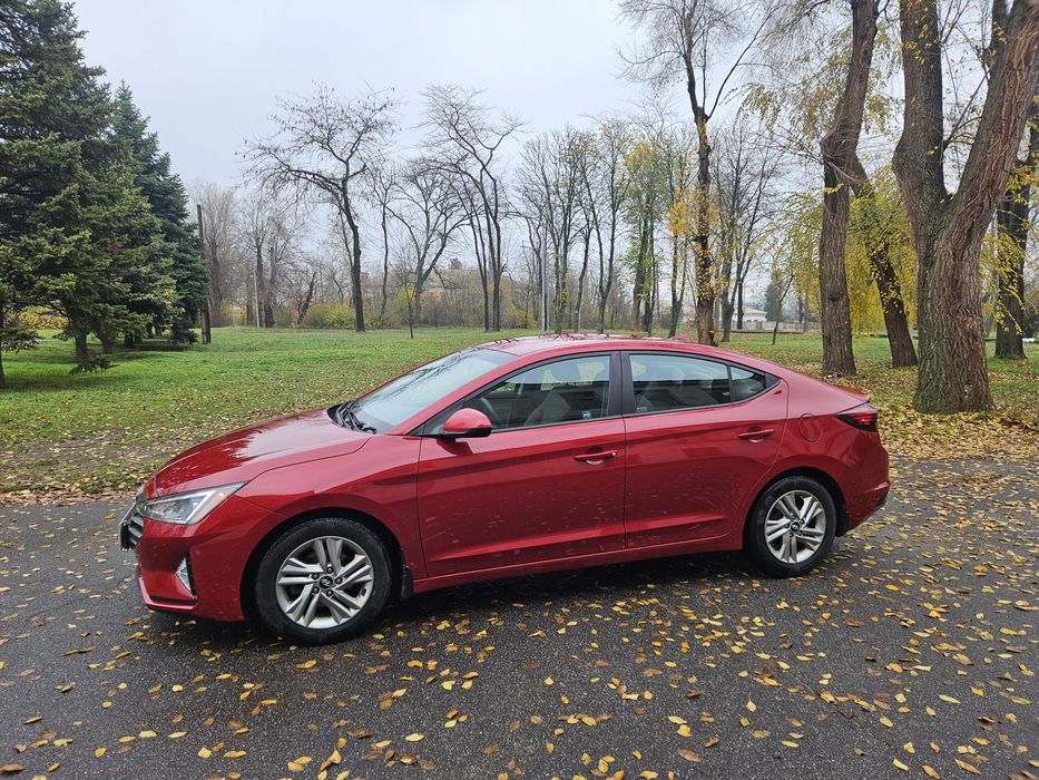 Продам Hyonday Elantra 2.0 Автомат