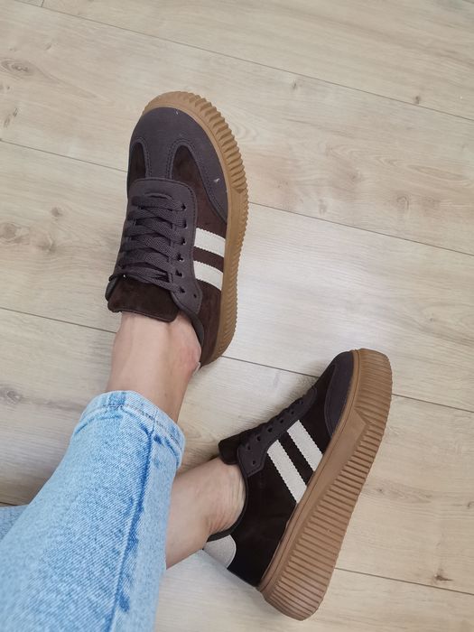 Śliczne sneakersy buty sportowe sporty platforma r.40