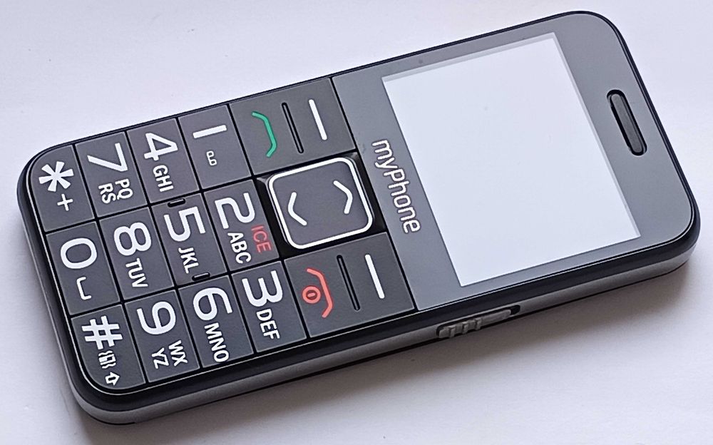 myPhone Halo 3 LTE dla seniora z latarką i SOS -idealny zestaw