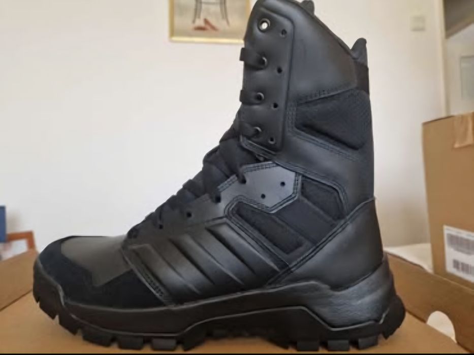 Botas Táticas Adidas Gsg-9 (Vários tamanhos)