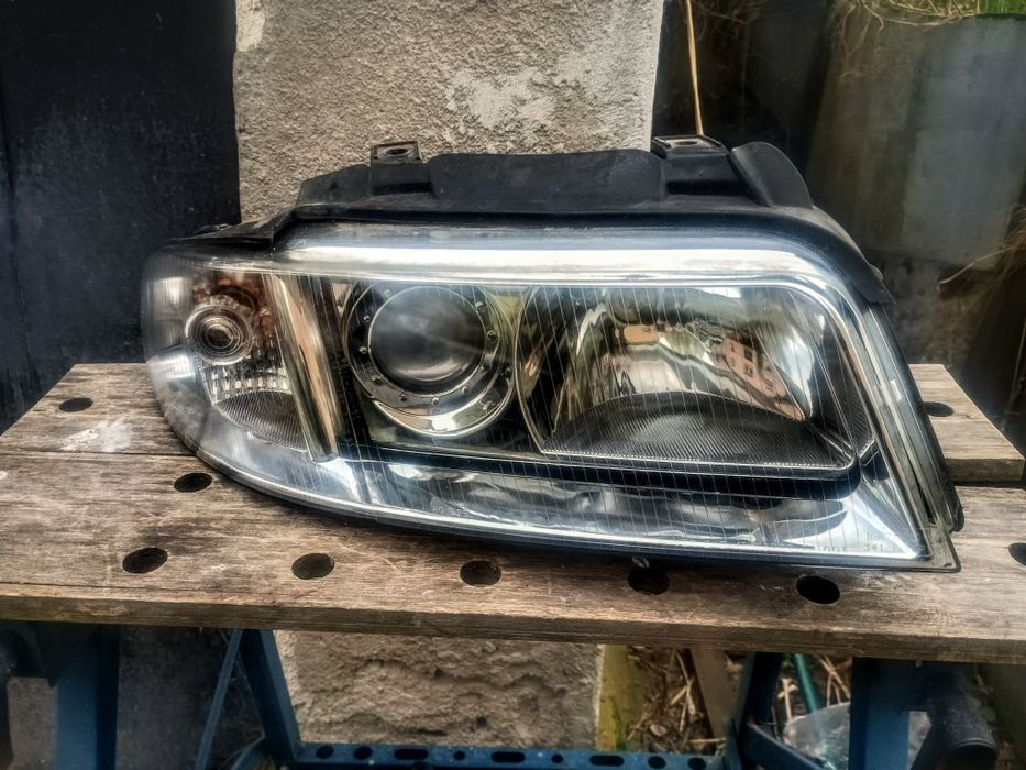 Audi A4 b5 Lift fl lampa przednia prawa Depo