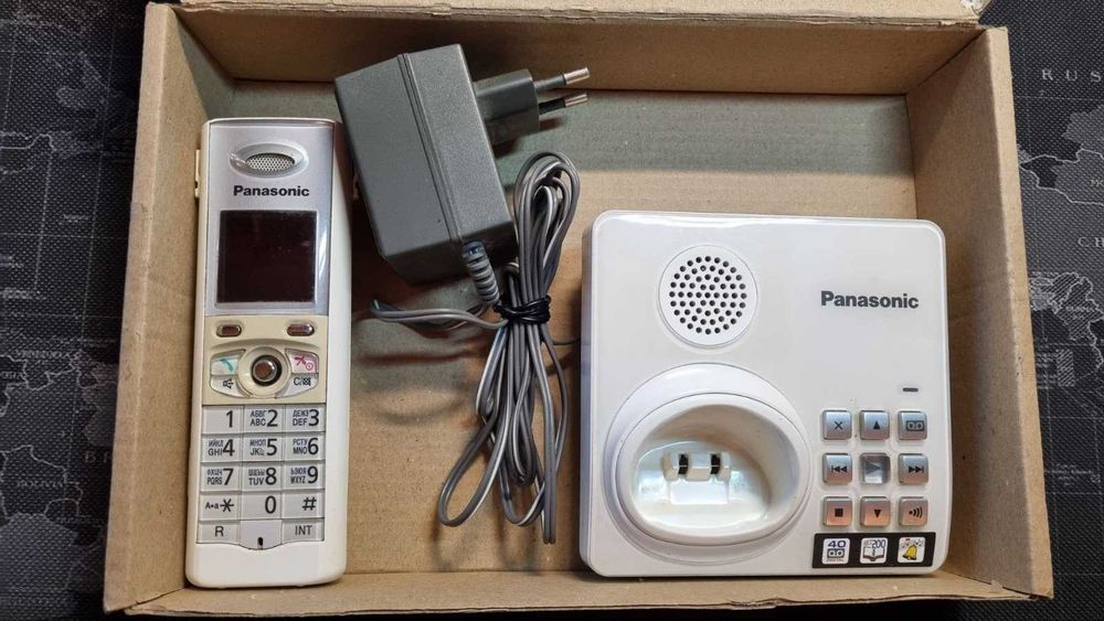 Радиотелефон Panasonic  KX-TG8227UA