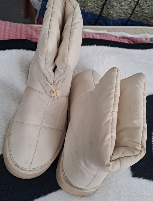 Дутики жіночі сапожки