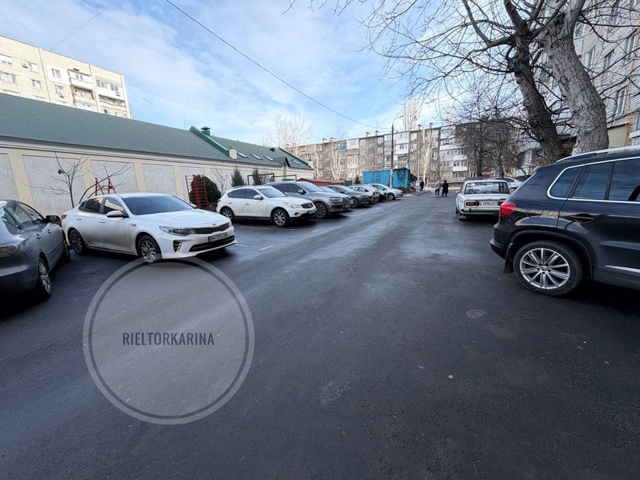 Продам 3к 85м2/3-Я Слободская возле рынка Юлиана