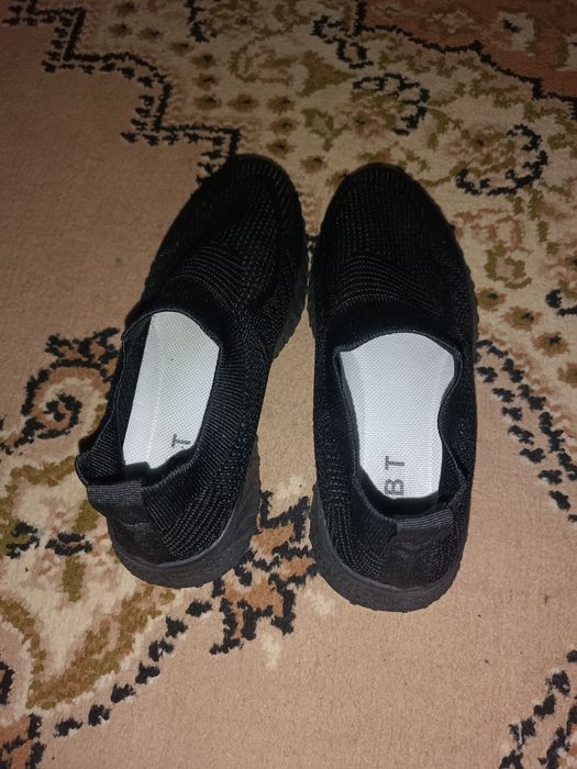 Тапочки ,макасіни , взуття для хлопчиків