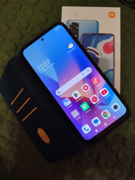 Xiaomi Redmi Note 10S 6+2/128gb з чохлом-книжкою.