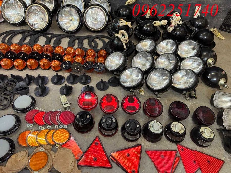 Фари, стопи, габаріти УАЗ 469, УАЗ 452, Газ 53, Газ 3307, Газ 69, Зил