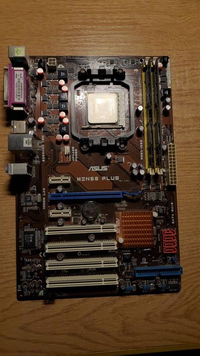 Fujitsu RX300 S6  GS2, HP  Elite 8200, GIGABYTE GA-MA785GT-UD3H и др.