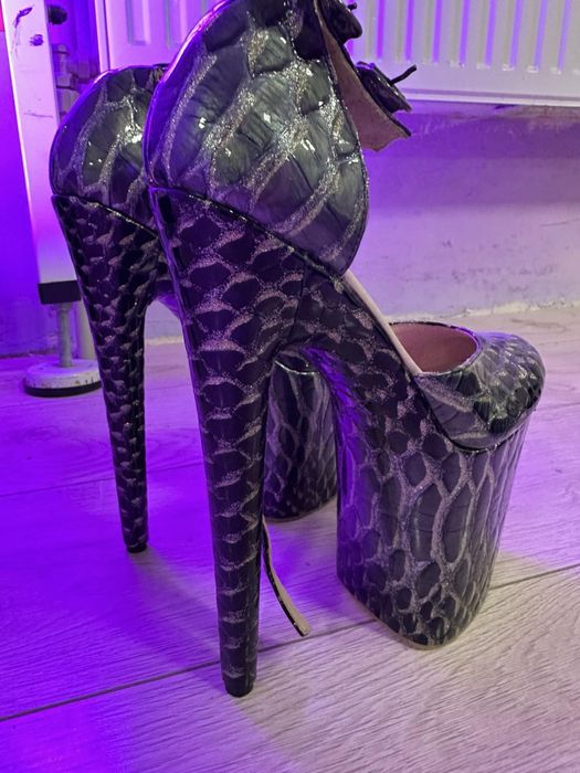 Стріпи зі шкіри пітона (трійки)