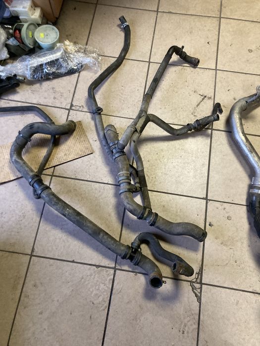 Renault master lV 2.3 dci przewód magistrala wody