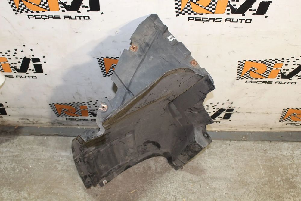 Cava roda frente direita BMW 1 Coupé (E82)