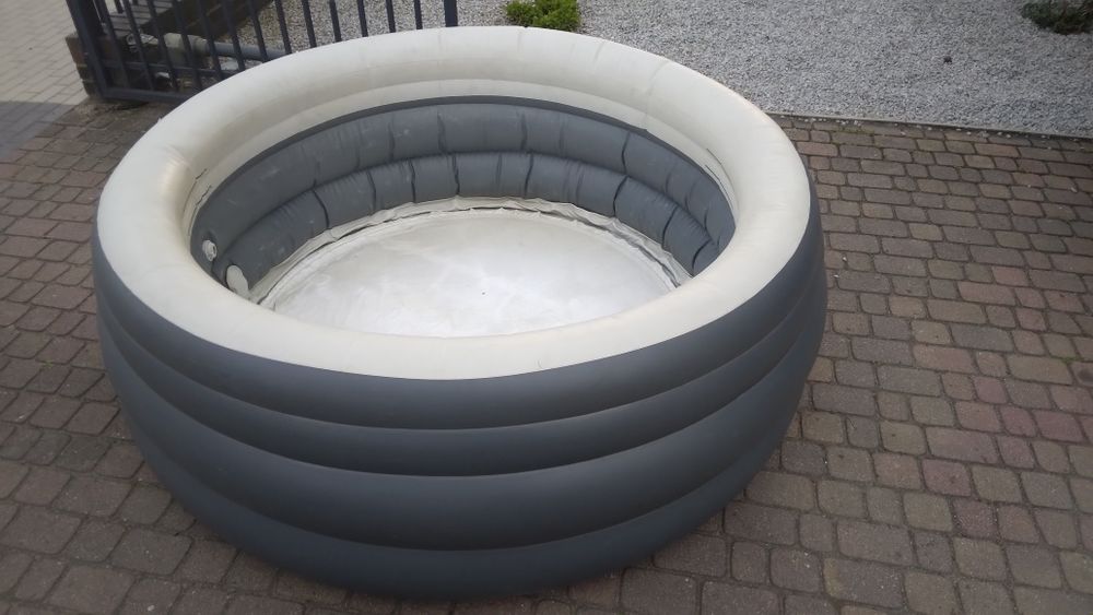 Basen jacuzzi INTEX  niecka do jacuzzi Intex Pokrywa do jacuzzi Intex PureSpa