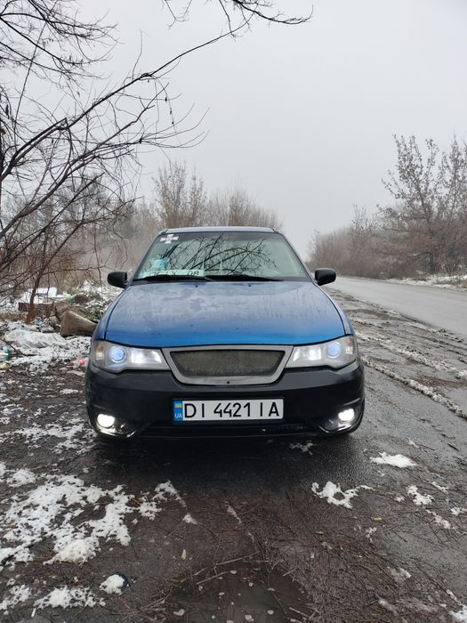 Продам део нексия