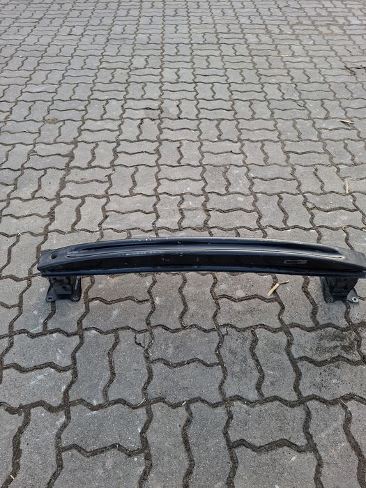 Belka , pas tylna Skoda Octavia