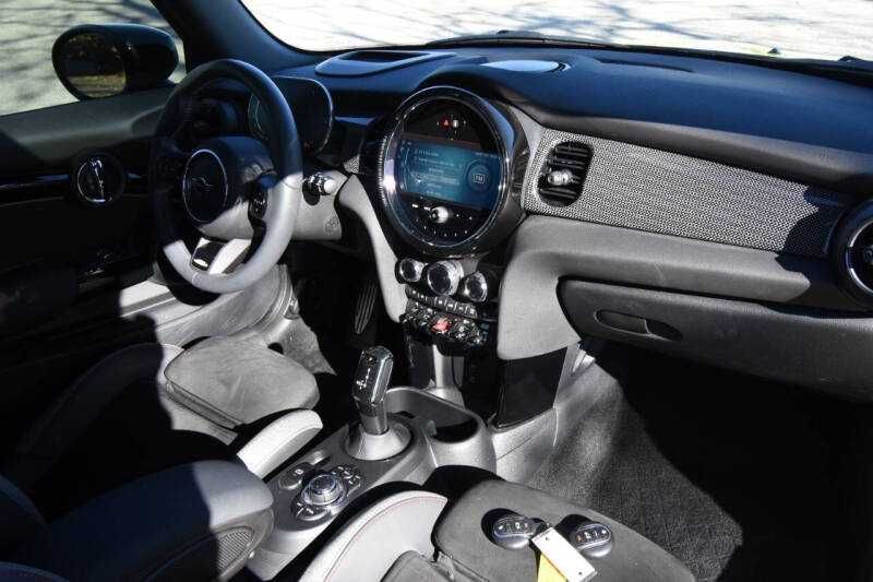 2024 MINI Hardtop 2 Door JCW