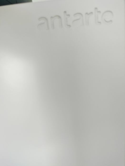 Consola Antarte nova
