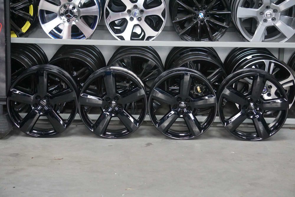 Alufelgi do Audi 5x112 8Jx19 et35 cb57,1mm czarny polysk