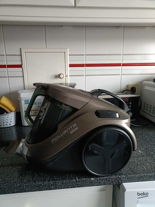 Aspirador com pouco uso