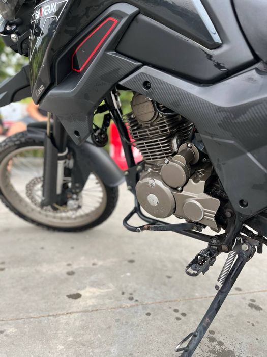 Продам мотоцик 250 кубов