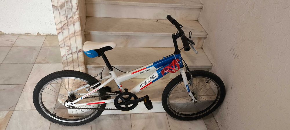 Bicicleta Criança TEAM Race – Ótimo Estado